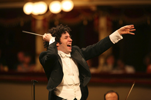 Gustavo Dudamel takes the helm as the LA Phil's new music director. / Photo by Sylvia Lleli