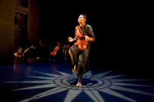 Gregory Maqoma and Vuyani Dance Theatre’s “Beautiful Me” are onstage at REDCAT / photo by Steven Gunther 