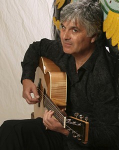 Laurence Juber plays at McCabe's on Nov. 6. / Photo by Michael Lamont