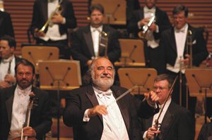Music Review: CalPhil Performs ‘Frank, Tony and the Maestro’