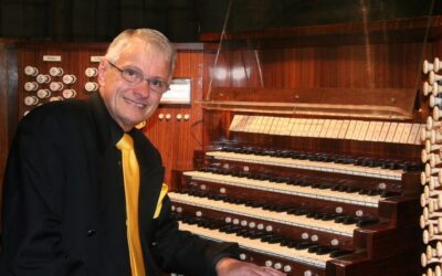 Hector Olivera plays the Walt Disney Concert Hall organ